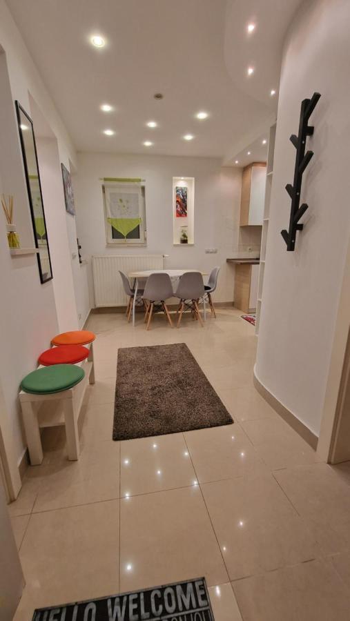 Apartman Roses Zagrzeb Zewnętrze zdjęcie