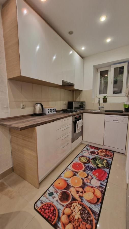 Apartman Roses Zagrzeb Zewnętrze zdjęcie